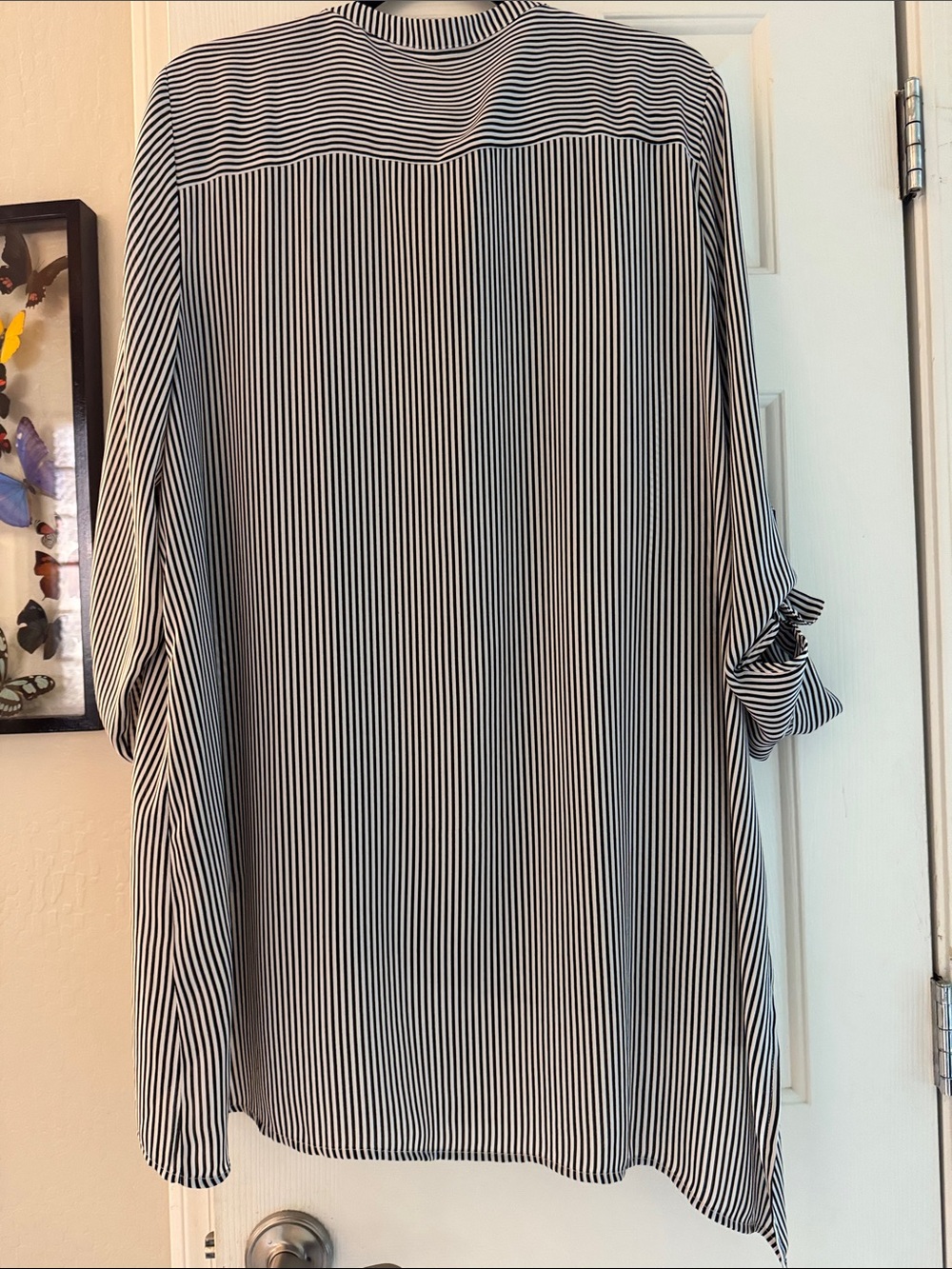 Chico's Black and White Stripe Tunic Top with Lace-Up Neck - Size 3 - Picture 4 of 4